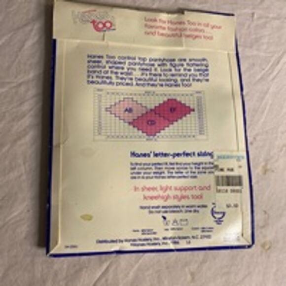 Vintage Hanes Too! Pink Parfait Pantyhose Control Top Size A-B NIP - Picture 3 of 3